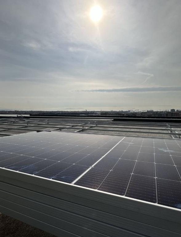 Asoy Grup 160 kW çatı tipi güneş enerjisi sistemi – PROMER ENERGY tarafından kurulmuştur